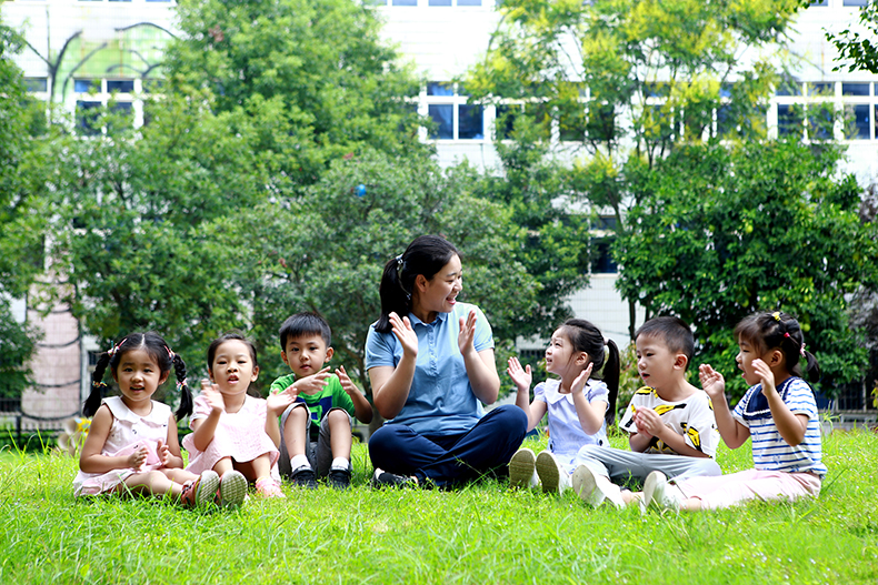 呼唤学前专业艺术课程“幼教化”