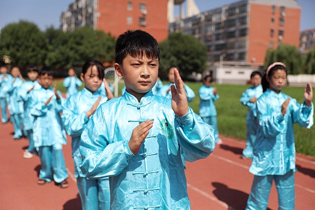 河南温县：爱心托管 多彩暑假