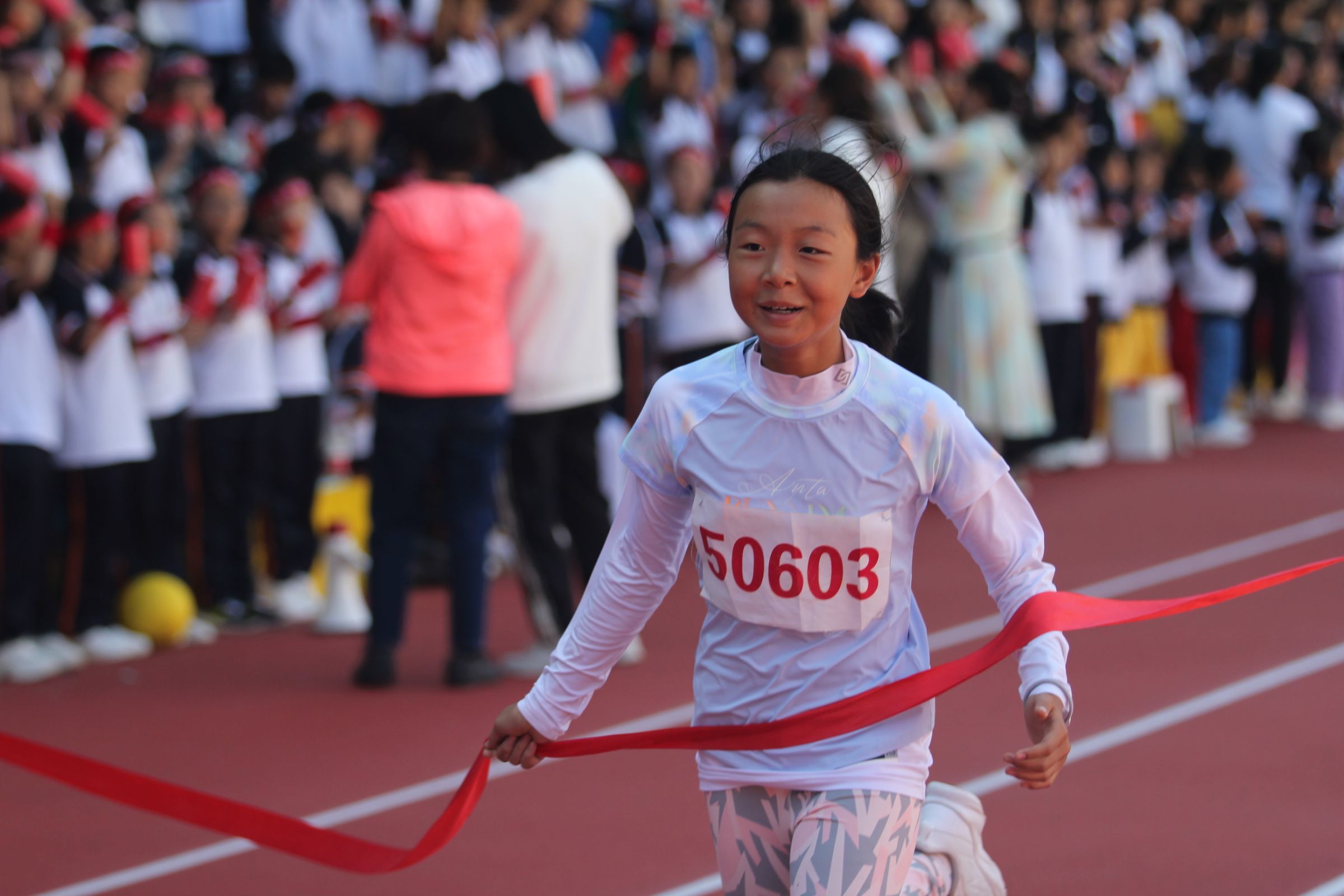 吉林省第二实验学校金秋体育节1.jpg 吉林省第二实验学校金秋体育节1.jpg