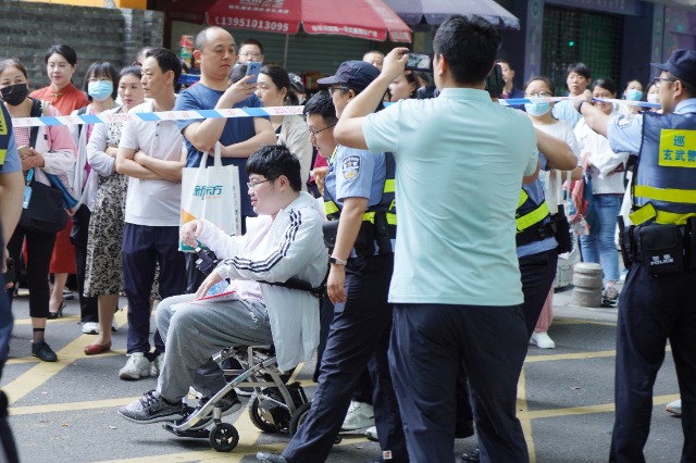 2024-6-7全心护考（南京市人民中学考点）沈新雨摄DSC09738.JPG