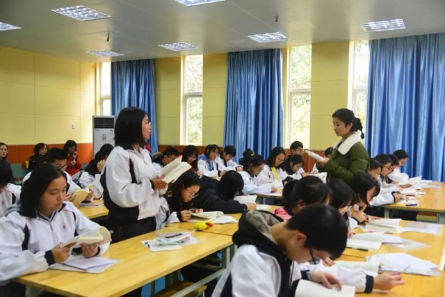 四川省成都市新都香城中学：让阅读从“想读”变为“享读”