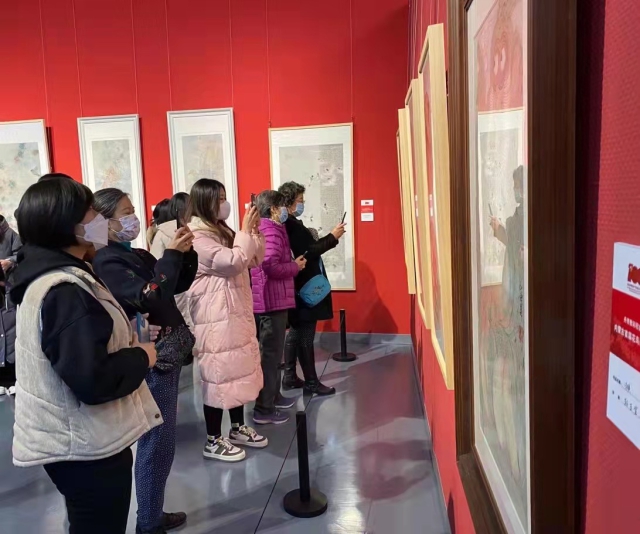 内大创业学院的照片.jpg