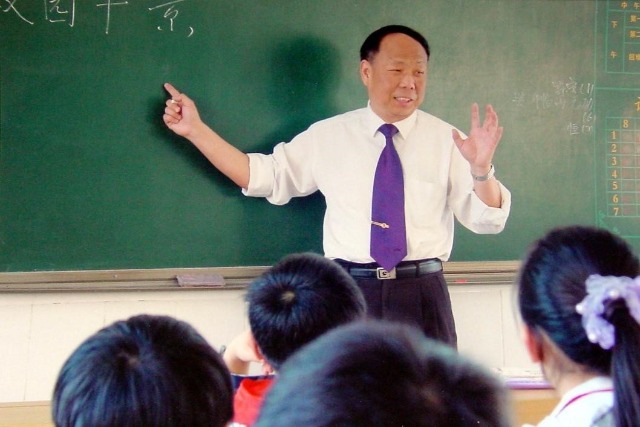 杨一青：站在未来 做当下的教育
