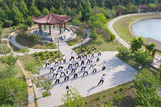 辽宁对外经贸学院:“健康第一”护航学子成长(图1)