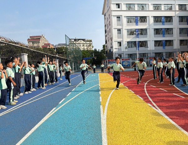 贵港.jpg