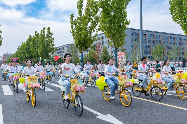 青春biking花车矩阵.jpg