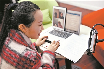 上海市中小学在线教育首节试播课《中小学生防疫公开课》开播