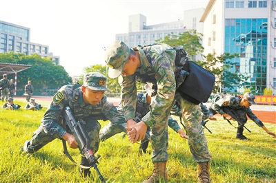第七届全国学生军事训练营开营