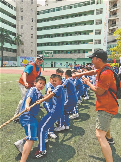 家校携手为学校发展赋能