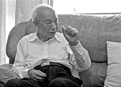 最欣慰的是，名字排在教师行列里