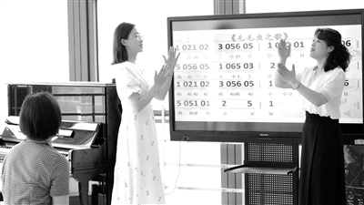 创新范式构筑新教师引育体系