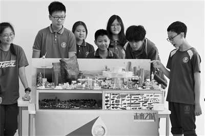 打造STEAM“学研创展思”活动闭环