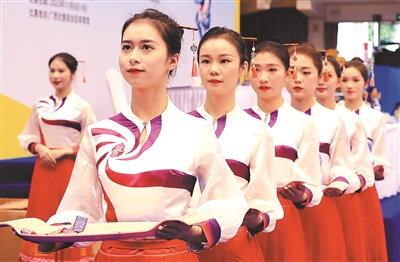 逐梦新时代 青春更精彩