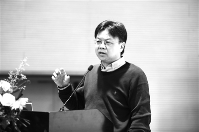 推动读书，教育故事更精彩