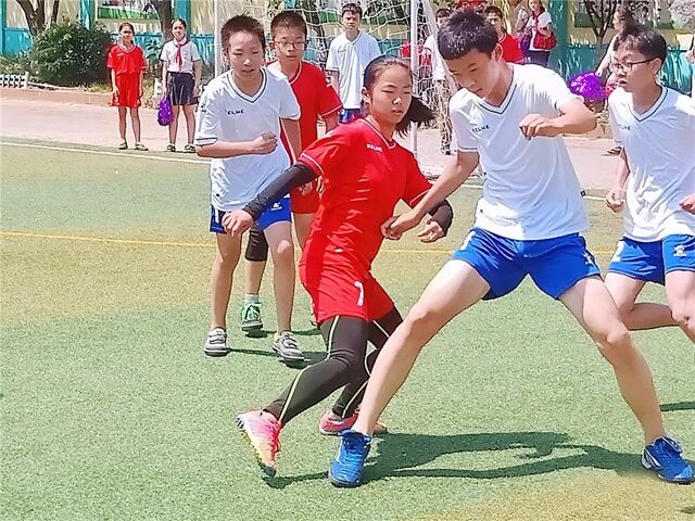 南京市扬子第二小学:足球给学生发展带来更多